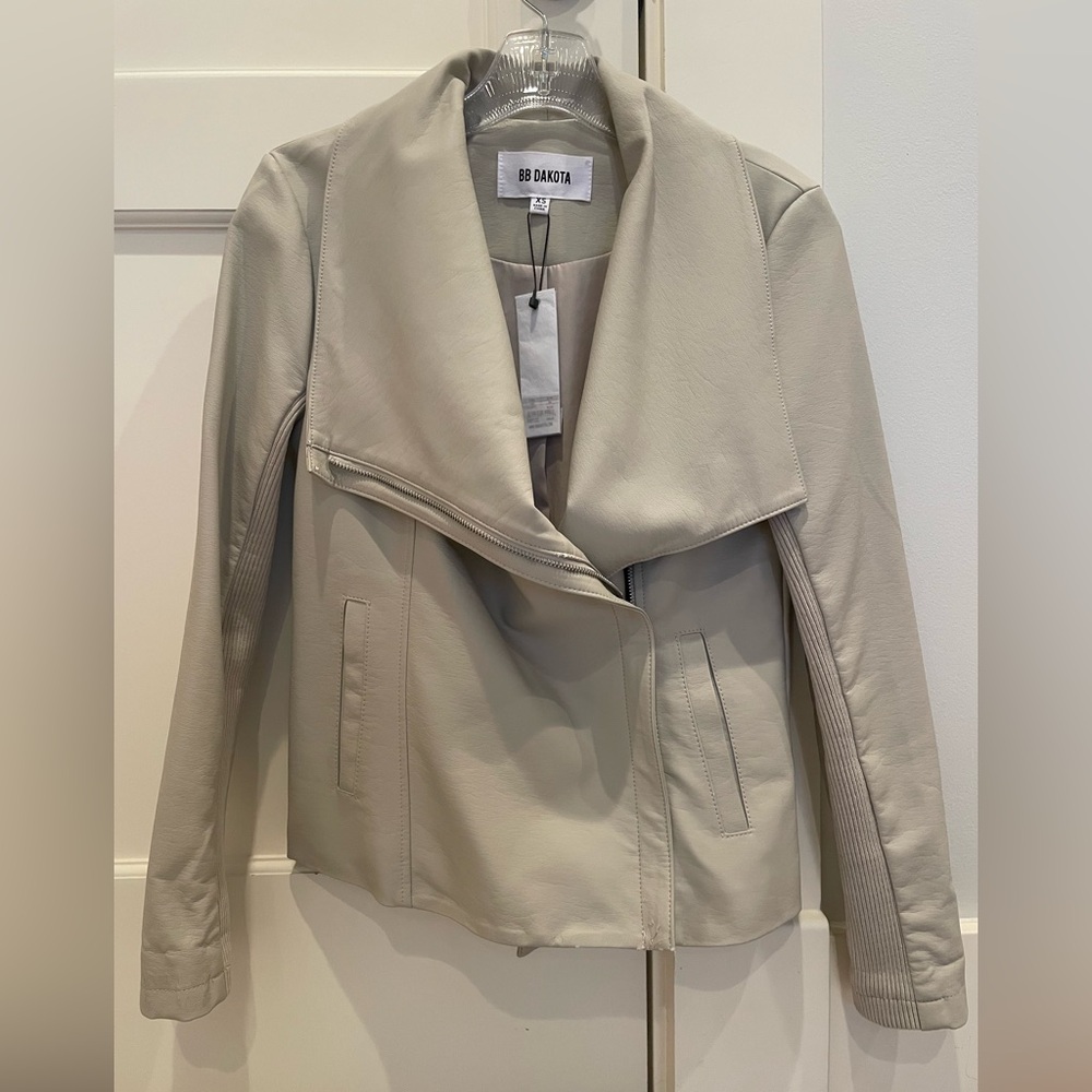 BB Dakota Cream Jacket